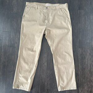 Levis Signature Men's Beige 40W x 30L Athletic Fit Chino Pants
